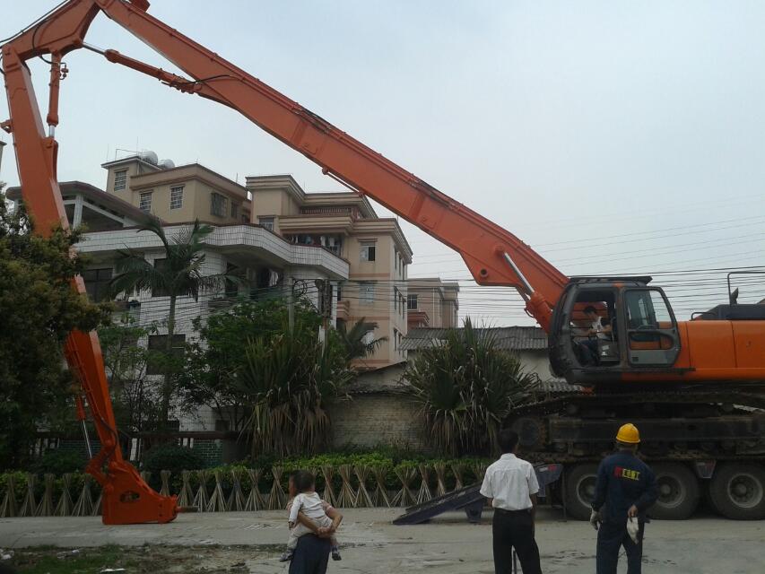 挖掘機(jī)拆樓臂，挖掘機(jī)拆樓臂廠家，挖掘機(jī)改裝拆樓臂
