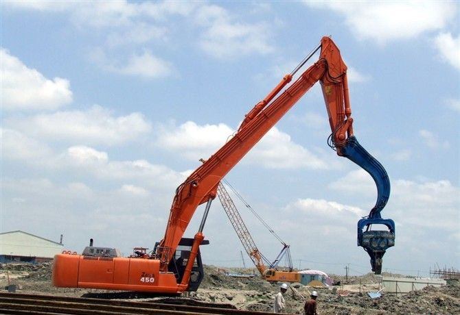挖掘機打樁臂、打樁臂、打樁錘、挖掘機打樁臂廠家